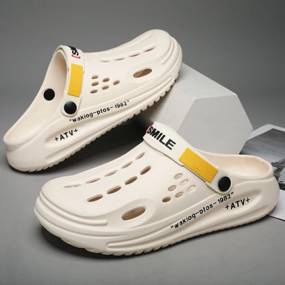 Summer  Men Clogs Slippers Soft Sole Breathable Beach Slippers Men Home Slippers Outdoor Antiskid Slippers