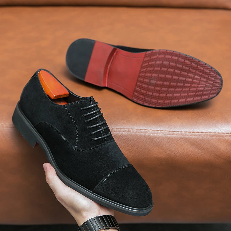 New Red Bottom Designer Formal Luxury Wedding Business Office Brogue Dress Mens Casual Suede Leather Black Shoes for Men Loafers