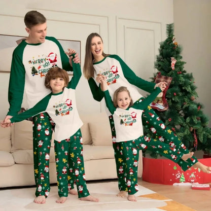 Merry Christmas Family Matching Outfits Green Pattern Mom Dad Kids Pajamas Set Soft Loose 2 Pieces Home Suit Xmas Look Sleepwear
