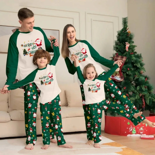 Merry Christmas Family Matching Outfits Green Pattern Mom Dad Kids Pajamas Set Soft Loose 2 Pieces Home Suit Xmas Look Sleepwear