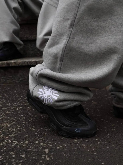 Embroidered new retro hip-hop street casual pants loose grey high waist fashionable retro street sweatpants couple hot sale